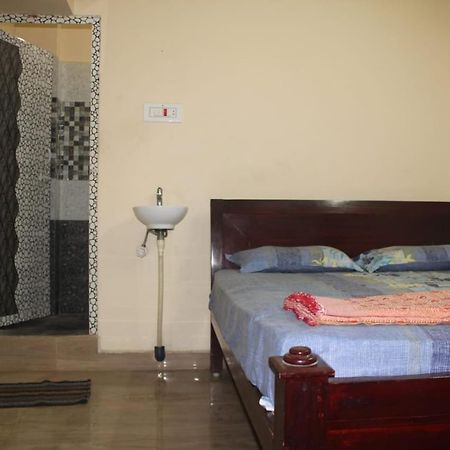Selvalakshmi Restaurant And Lodge Tiruvannāmalai المظهر الخارجي الصورة